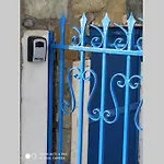 Апартаменты Easy Going Santorini House *