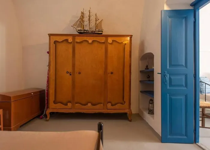 Easy Going Santorini House Apartment *